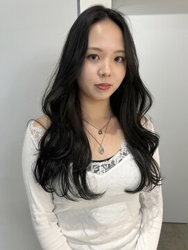 ミーナ バイ アーバン(Meena by urban.) オリーブグレー × レイヤーカット