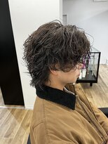 アイトーキョープラスシー 横浜(AI TOKYO+Sea) 横浜/ツイストスパイラル/センターパート/大人パーマ