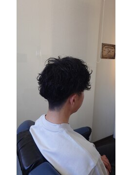 カズミ(KAZMI) シャドウパーマ