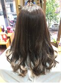 透け感バッチリ!◎グレージュカラー