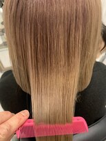 エスカーラ 表参道(THE ESCALA)&nbsp;@m_axu/メルティカラー/タビラマユミ