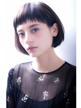 ジェイズヴィズグラム(J's.viz.glam) キュートグラデーションボブ眉上バング20代30代40代50代