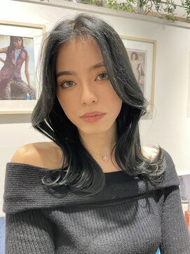 ロンド ストラーダ 心斎橋(Lond strada) 【西村　紗耶】大人可愛いこなれミディ