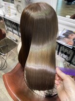 アルル 銀座(alulu)&nbsp;サラ艶カラートリートメント/髪質改善