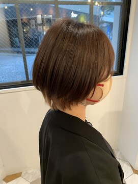 ムーン ティコブラーエ(moon tico brae) 7月(ミディアムヘア/グレージュカラー/シルキーベージュ)