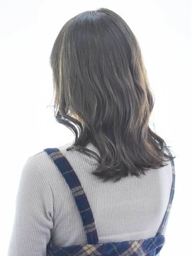 アテム 上安店(Atem) カーキベージュ