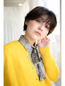 マグノリア オモテサンドウ(MAGNOLiA Omotesando) 重めのカールが可愛い!女っぽマッシュショート・・・HINATA