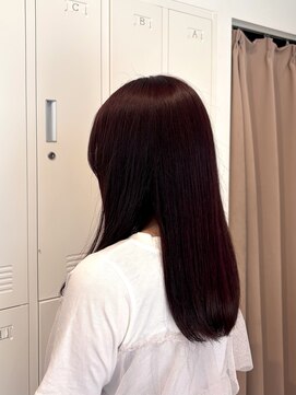 ウルカ 北浦和西口店(ulQua) ボルドーピンクカラー