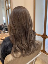 グロウウルマ(GLOW uruma)&nbsp;明るめアッシュベージュ