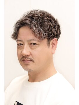 ヨシザワインク プレミアム 築地店(YOSHIZAWA Inc. PREMIUM) ツーブロックパーマ強めのカール