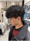 ビジネスも行ける大人ナチュラルな緩めシャドウパーマ