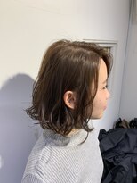パティオンツー(PATIONN2)&nbsp;ミディアムショートグレージュイルミナカラースタイル表参道青山