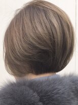 ラックスビーハカタ 福岡博多バスターミナル店(LUXBE HAKATA)&nbsp;前下がり大人クールショートボブ【LUXBE HAKATA】