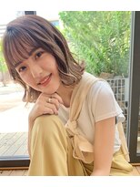 エテバイリリア(ete by LILIA.)&nbsp;ミディアム巻き