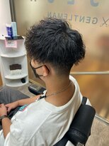 フリゼーア 川西店(FRISEUR) フェードツイスパ