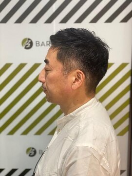 バーバーバー 四谷(BARBER-BAR) 大人の刈り上げスタイル