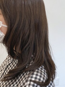 エイチヘアデザイン(H_hair design) 毛先カールロング