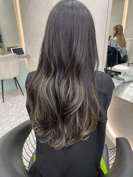 ロンド マーレ 天神大名店(Lond mare) イメチェン/チェリーブラウン/フェミニン/ダークアッシュ/束感