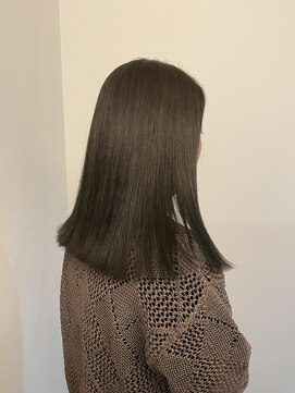 ディア(Dear) ブリーチなしのオリーブグレー.