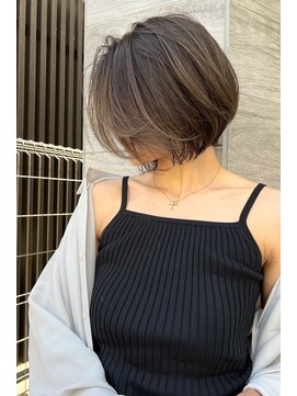 トルネード(TORNADO) ショートグラデーションボブアッシュベージュ　n5.10