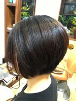 カミカロン(髪Kalon) 前下がり ボブ