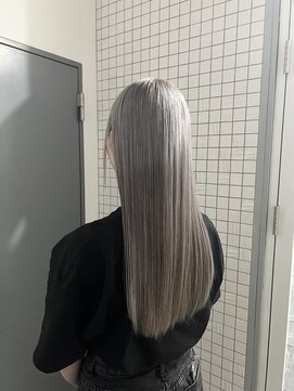 クレア(CREA) ホワイトグレー