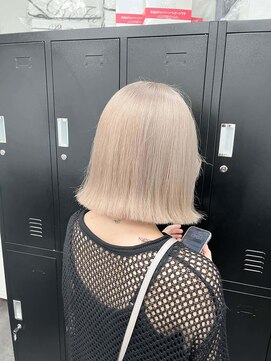 ワンズ ナゴヤ ヴィラ 名古屋栄(ONE's NAGOYA VILA) シアーカラー/カール/セミディ/姫カット