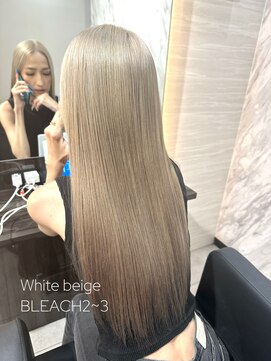 ラピス 大阪アメ村店(Lapis) 艶感ホワイトベージュ