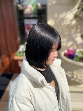 ピュア ポイント 和光店(PURE POINT) 切りっぱなしボブ/暗髪カラー