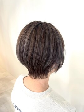 クロエ バイ ラヴィズム 内野店(CLOE by LUVISM) 白髪ぼかしカラー+ブリーチハイライト+カット