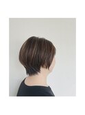 ショートボブ