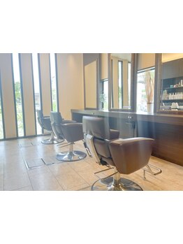 内装/照明/香り/音楽全てにこだわった空間で,上質なsalon timeを…*[辻堂/辻堂駅/ヘッドスパ/白髪染め]