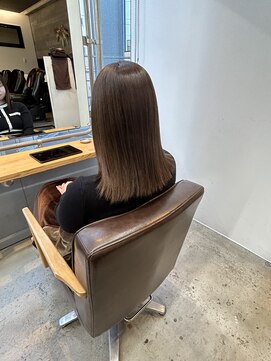 ピスタ(PiSTA) 黒髪カタログ/クラゲヘアー/オリーブグレー/千葉駅