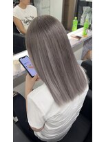 ゴートティエル(G.O.A.T TIEL)&nbsp;エクステで作るバレイヤージュ