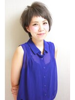 レンジシキチジョウジ (RENJISHI KICHIJOJI)&nbsp;短めバングのアシンメトリースタイル【RENJISHI】