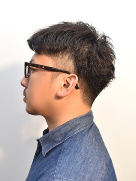 ヘアスタジオヘーフリヒ(HAIR STUDIO HoFLICH) 【ジェンターショート】