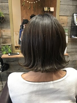 キリグ(KILIG) アッシュグレージュ外ハネボブ