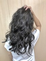 フォーク(FOLK)&nbsp;KASUMI×外国人風ハイライト　アッシュグレー　【FOLK 恵比寿】