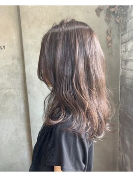 シックス ヘア ワーク ショップ(No.06 Hair Work Shop) 【No.06HWS】ｍｅｄｉｕｍレイヤー×シアグレージュ