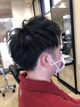 エイチ エアー ダヴ H air DAV調布北口 ツーブロックレイヤーショート。