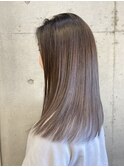 透明感グレージュ