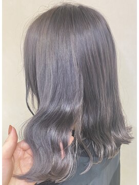 クアンク(Qunq) グレージュ