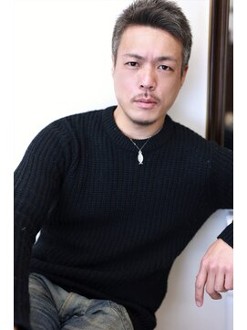 シャルティア(SHALLTIA) グレーアッシュショート【山口メンズヘアスタイル】