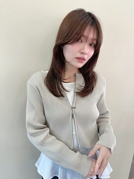 アリスバイアフロート 自由が丘(ALICe by AFLOAT) 大人グレーベージュ顔まわりレイヤーミディアム