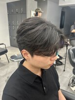 オーバルバイアピッシュ(OVARL by apish) メンズカット/韓国ヘア/メンズパーマ/センターパート