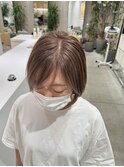 白髪ぼかしハイライトナチュラルベージュ　伸ばしかけボブ