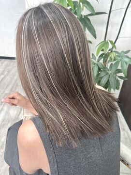 ベルヘアーデザイン 堺東(Belle hair Design) ハイライト韓国風外国人風オリーブグレージュ切りっぱなし堺東