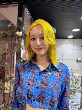 ヘアーアンドメイク ビス(HAIR&MAKE bis) イエローカラー/色落ちブロンドに【NOKA】