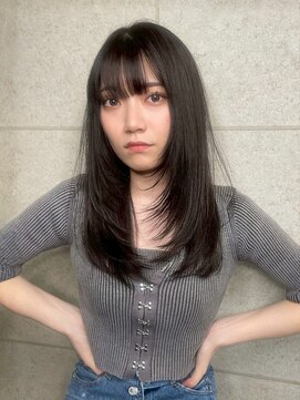 アンニュ(annuy) レイヤーカット ワイドバング アッシュブラウン ロングレイヤー