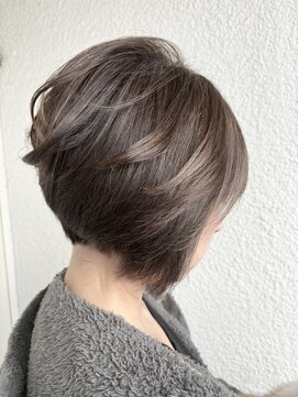 前下がりショート【西武新宿駅】【駅近徒歩1分】